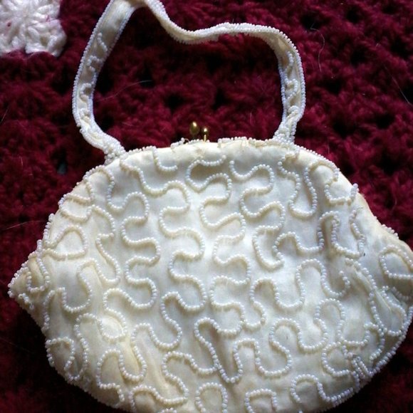 Vintange Hand Beaded White Purse - Picture 2 of 6